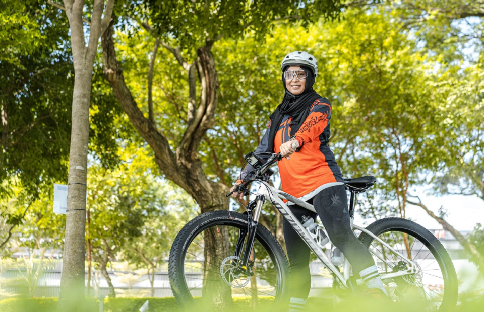 Explore Singapore’s Natural Landscape On Two Wheels