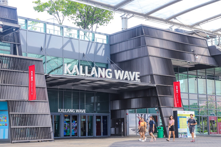 Kallang Wave Mall